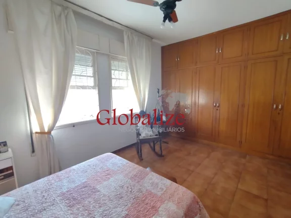 Imagem Sobrado à venda com 3 dormitórios e 1 vaga no bairro do Macuco em Santos por R$ 850.000,00