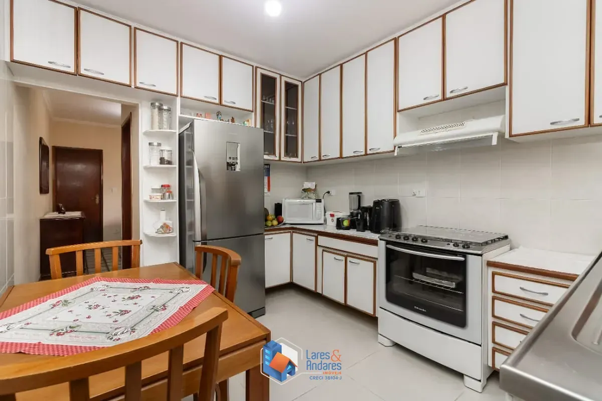 Imagem Casa para venda em Cupecê com 4 quartos, sendo 2 suítes, 208m²