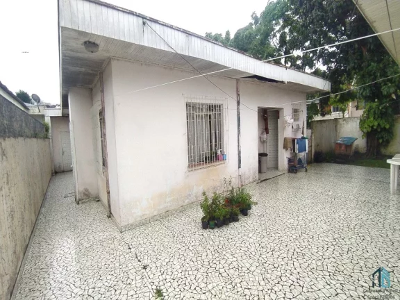 Imagem Terreno no Tarumã, com casa em Curitiba PR
