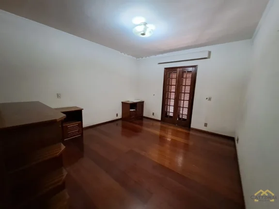 Imagem Casa com 433m² à Venda por R$2.800.000,00 com fino acabamento no Jardim Novo Mundo - Jundiaí/SP