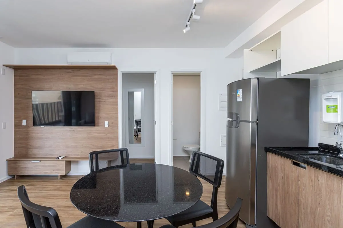 Imagem Apartamento com 2 Quartos para alugar, 70m² - Pinheiros