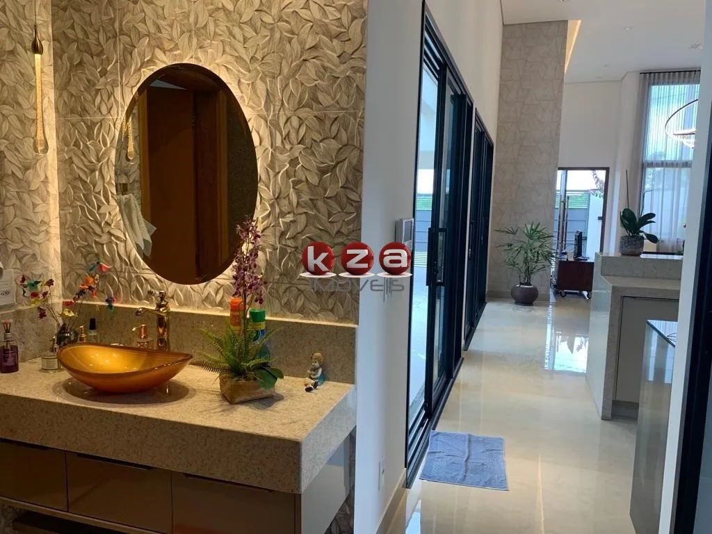 Imagem Casa à venda no Bairro Pinheirinho em Vinhedo com 2 quartos sendo 1 suíte, 2 vagas, 149 m². Aproveite!