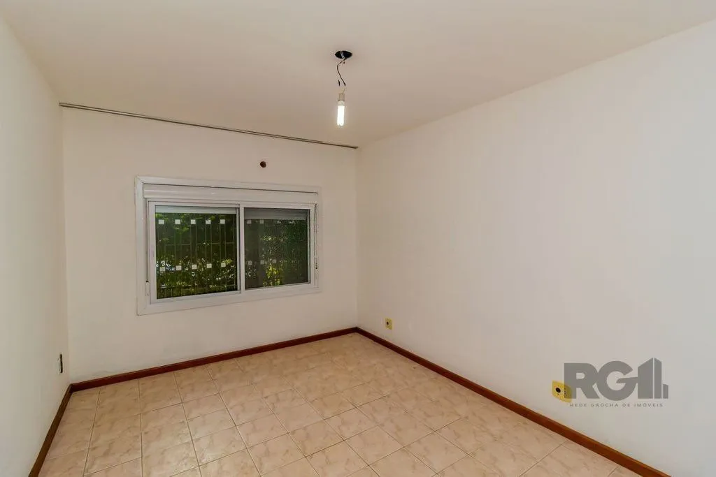 Imagem Casa de 4 dormitórios no bairro Espírito Santo
