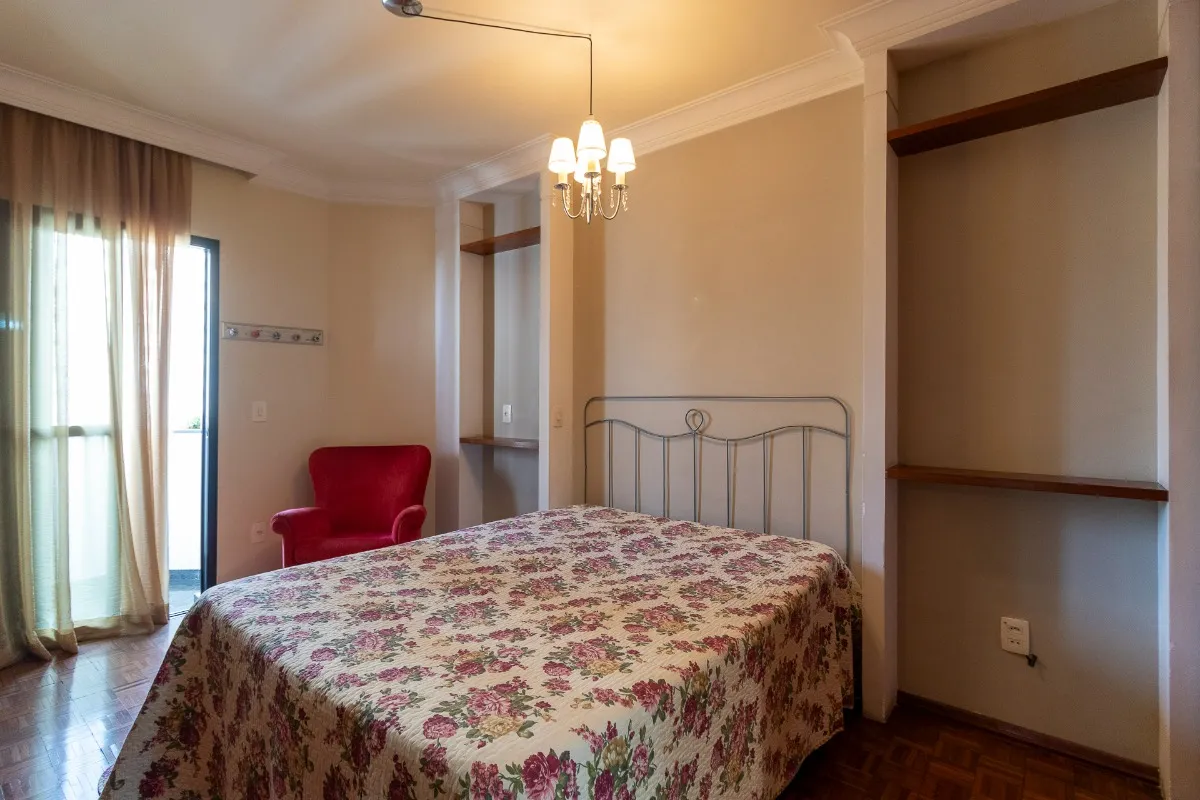 Imagem Apartamento para venda em Vila Bastos com 4 quartos, sendo 1 suíte, 142m2