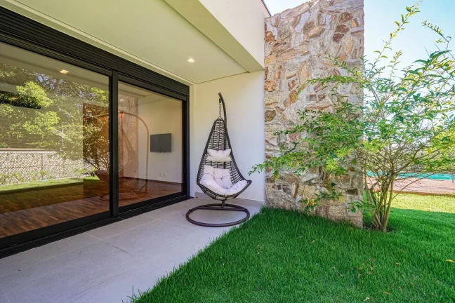 Imagem Casa 3 Suítes à venda, 332 m² por R$ 3.590.000 - Granja Viana - Cotia/SP