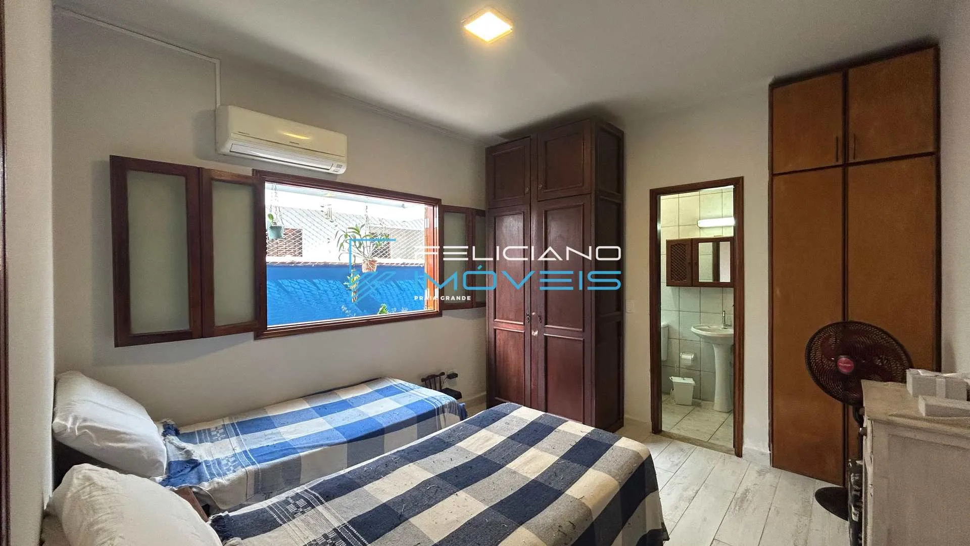 Imagem Casa com 2 quartos, Canto do Forte, Praia Grande - R$ 750 mil, Cod: 7011