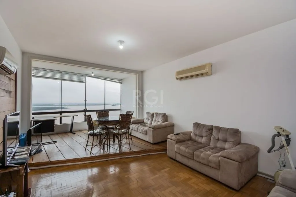 Imagem Apartamento de 3 quartos com vista para o rio á venda