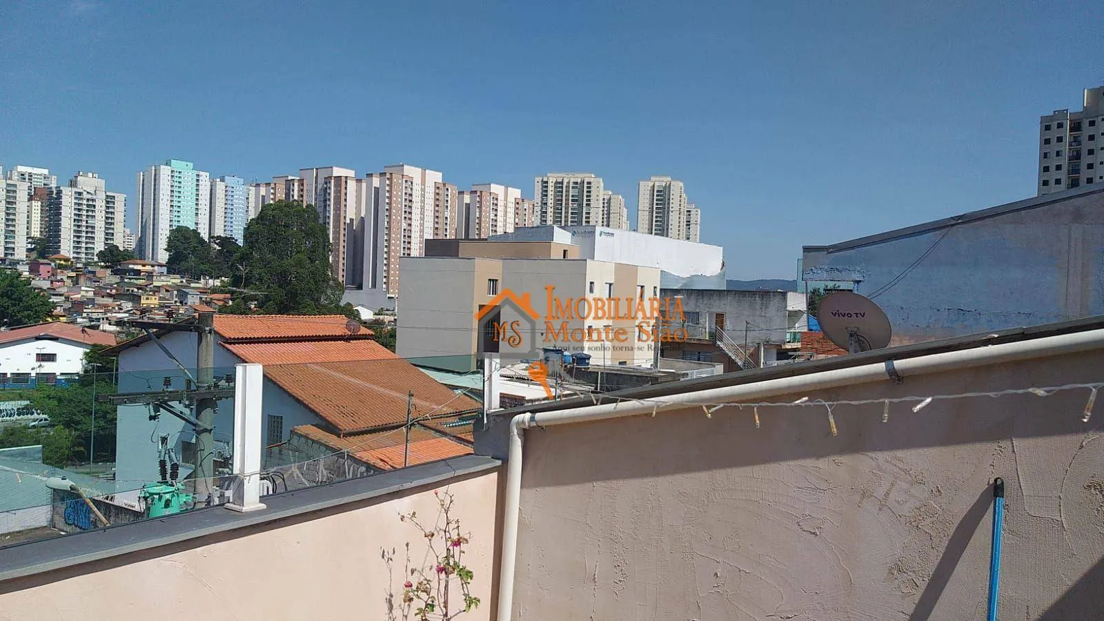 Imagem Casa com 3 dormitórios à venda por R$ 750.000,00 - Vila Rio de Janeiro - Guarulhos/SP