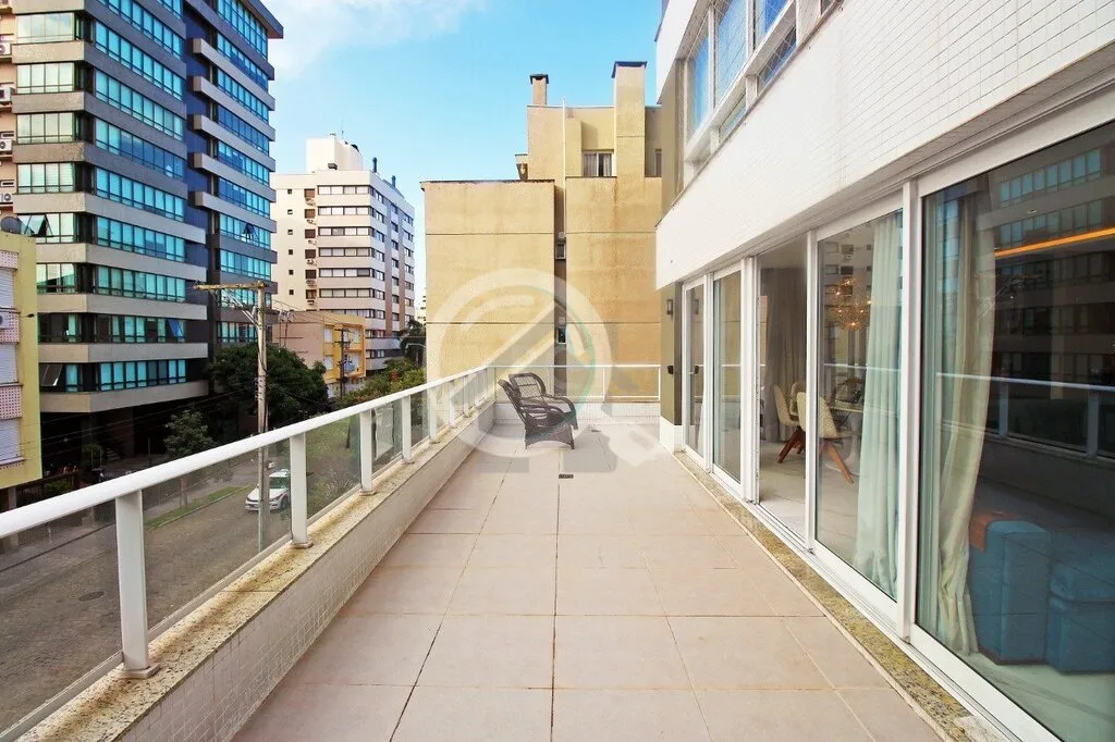 Imagem Apartamento único no Menino Deus todo Mobiliado, Garden 3 Dormitórios com 3 suítes, sendo 1 maste...