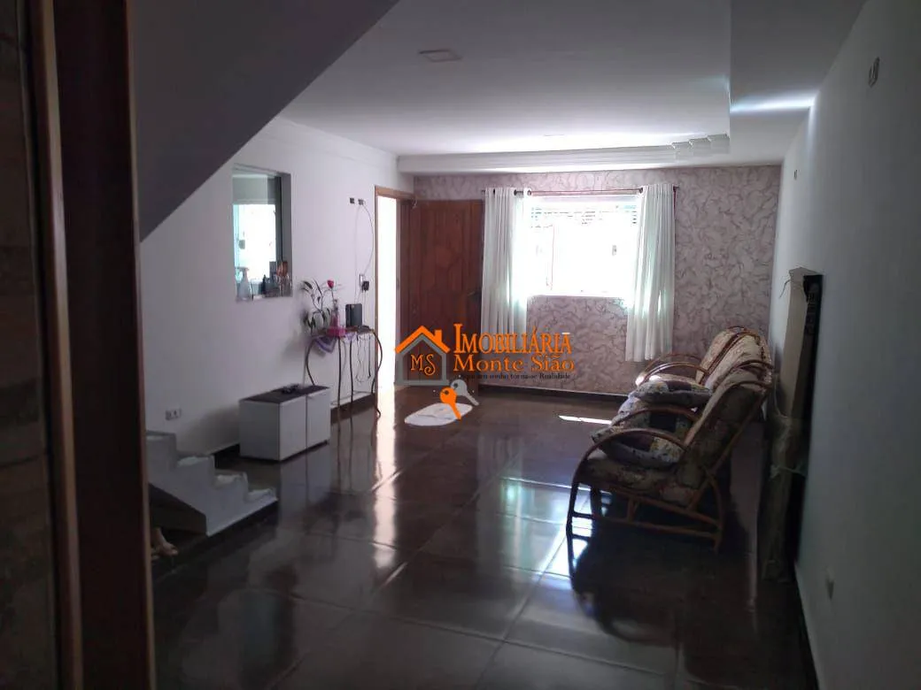 Imagem Sobrado com 3 dormitórios à venda, 123 m² por R$ 689.000,00 - Parque Flamengo - Guarulhos/SP