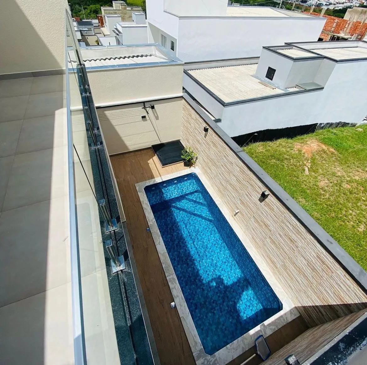 Imagem "Sobrado Exclusivo no Horto Florestal Villagio: Luxo, Espaço e Conforto em Um Só Lugar"