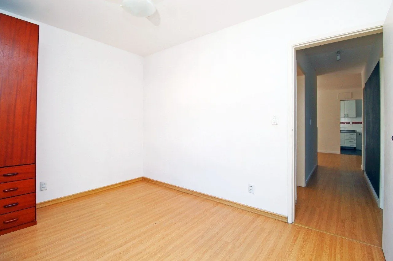Imagem Apartamento de 3 quartos, suíte e 1 vaga de garagem no bairro Petrópolis