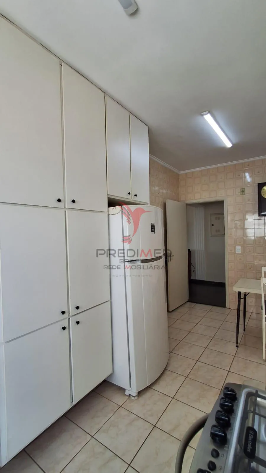 Imagem Vendo Apartamento Espaçoso na Vila Monteiro com 2 banheiros e garagem coberta