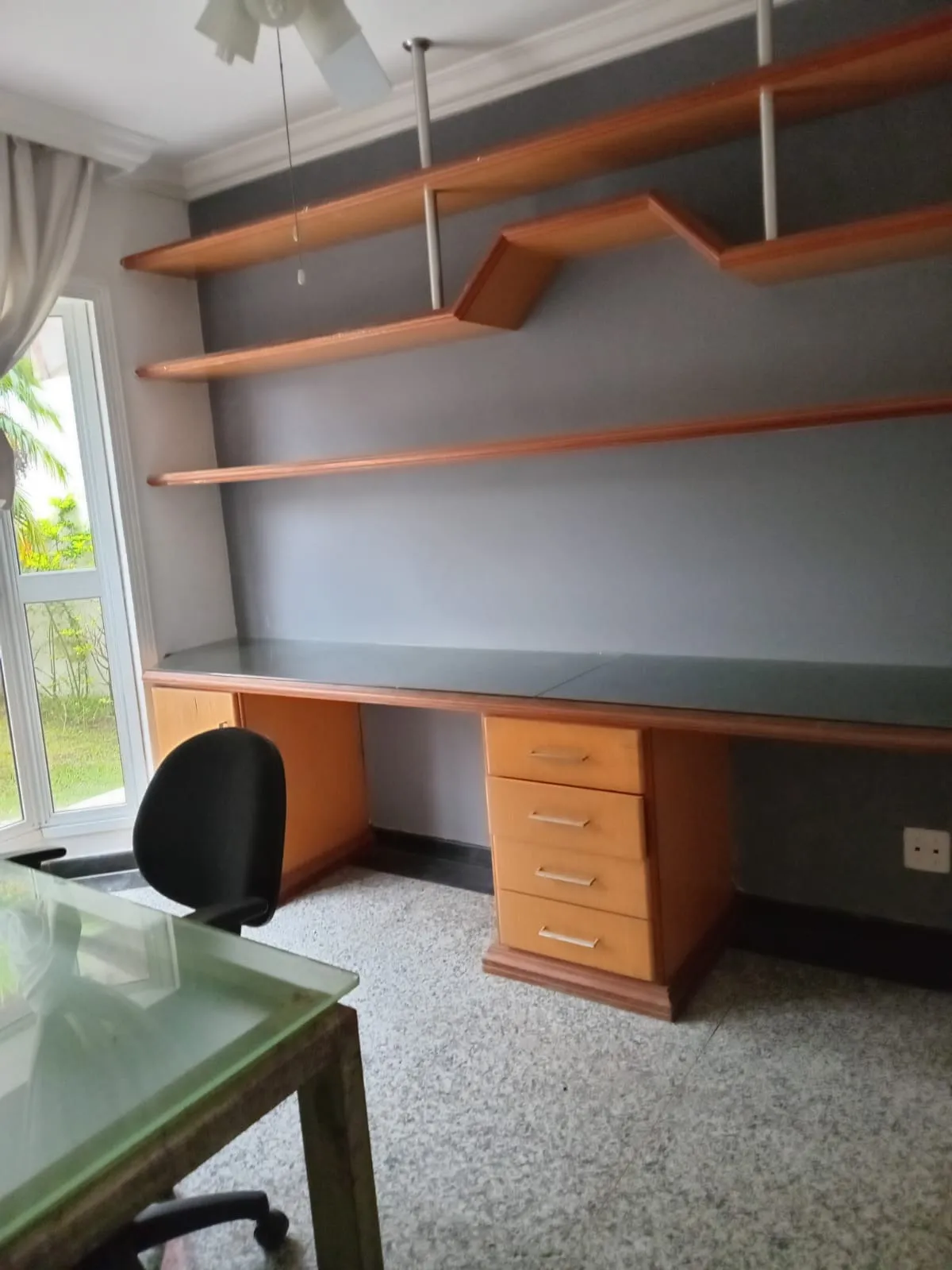 Imagem Casa de alto padrão em condomínio no Tamboré, Santana de Parnaíba-SP: 4 quartos, 4 suítes, 2 salas, 4 banheiros, 4 vagas.