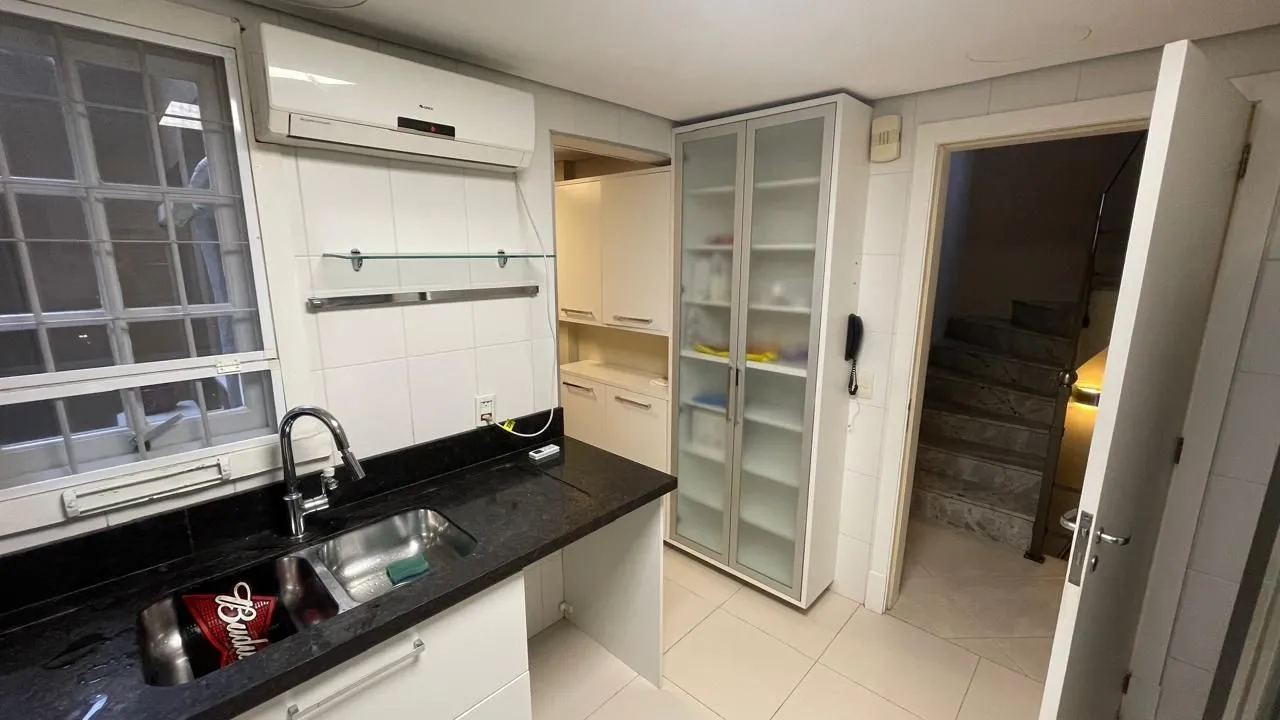 Imagem Casa de Condomínio em Chácara das Pedras