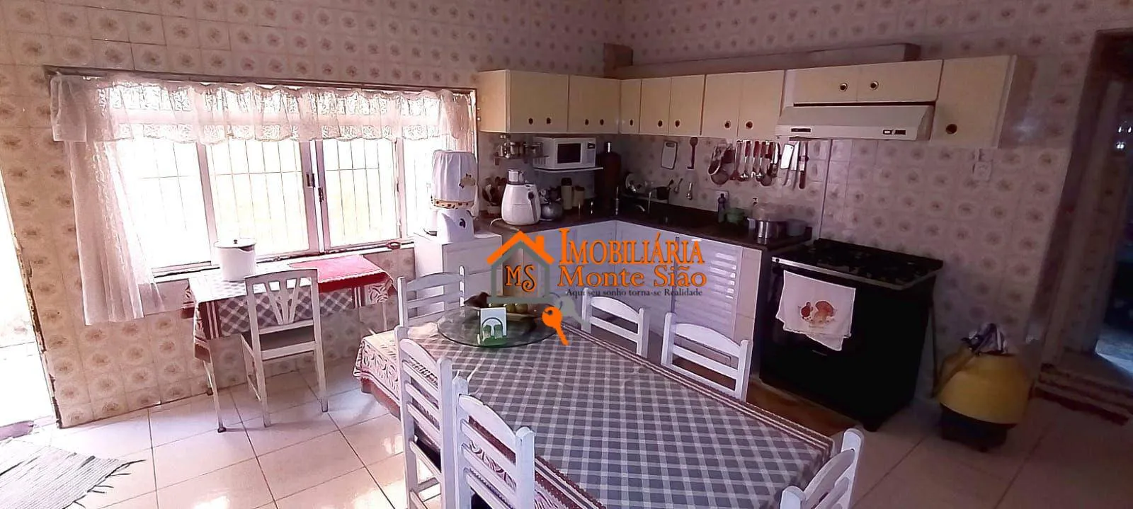 Imagem Sobrado com 4 dormitórios à venda, 350 m² por R$ 950.000,00 - Vila Augusta - Guarulhos/SP