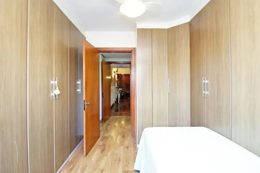 Imagem Apartamento com 159m², localizado no bairro Bela Vista em Porto Alegre/RS.