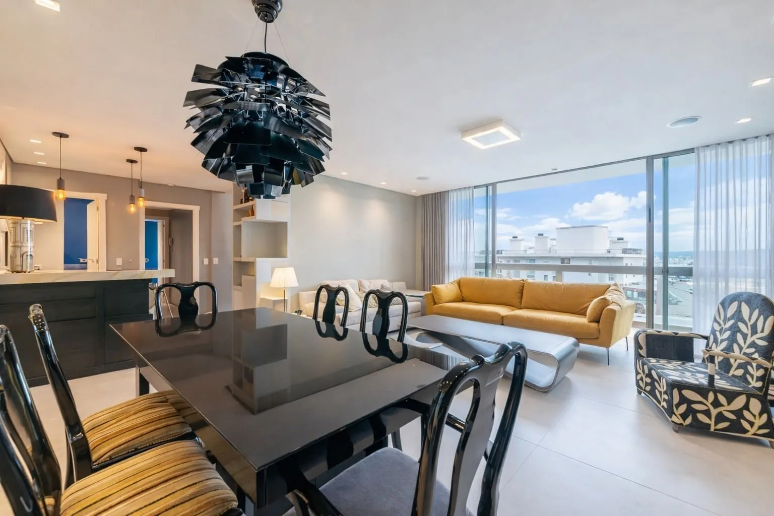 Imagem Apartamento maravilhoso, duas vagas individuais, infra de clube, próximo ao Iguatemi, Bairro Boa Vista