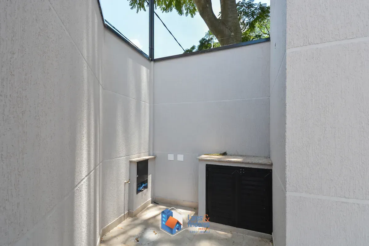 Imagem Sobrado para venda em Vila Gumercindo com 3 quartos, sendo 1 suíte, 180m²