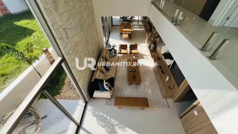 Imagem Casa sofisticada na Riviera com piscina aquecida, sauna e localização privilegiada