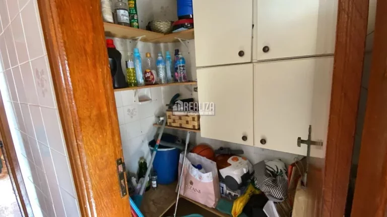 Imagem Apartamento com 3 dormitórios e suíte no Condomínio Edifício Fabiana, em Uberaba - Imperdível!