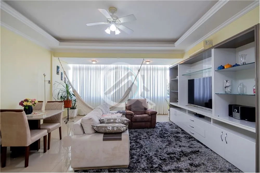 Imagem Apartamento Reformado e Espaçoso em Ótima Localização Você acaba de encontrar o seu novo lar! E...