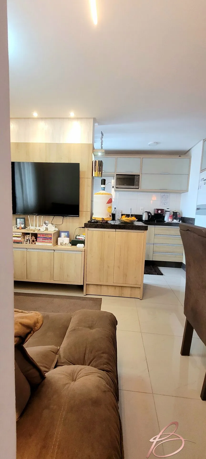 Imagem Apartamento de 2 quartos com 50 M² na parte alta do cordeiros