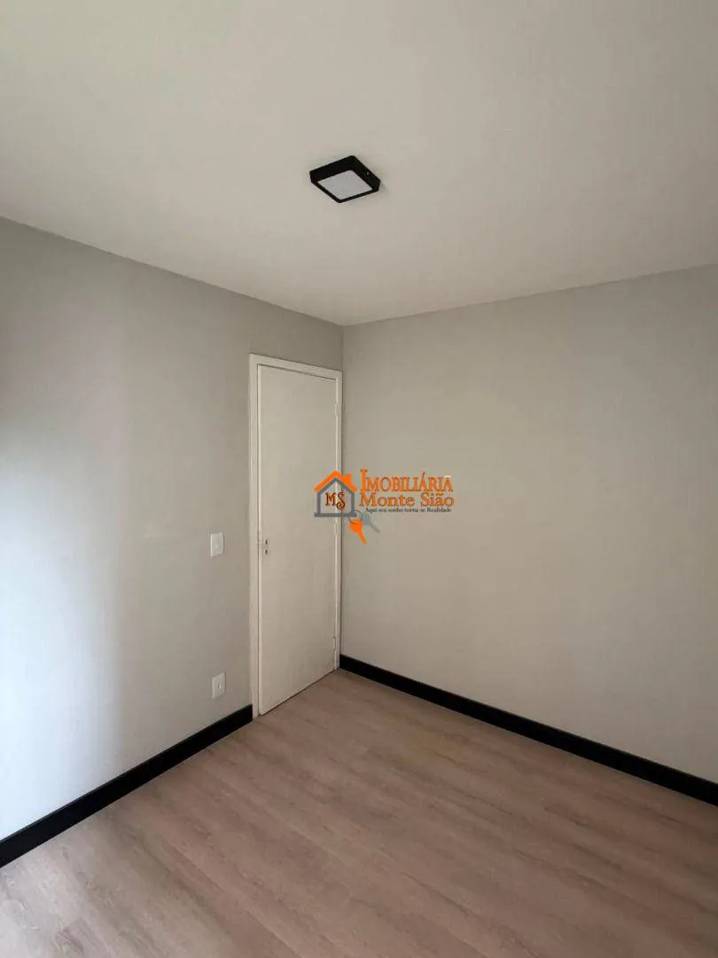 Imagem Apartamento com 2 dormitórios à venda, 45 m² por R$ 265.000,00 - Água Chata - Guarulhos/SP