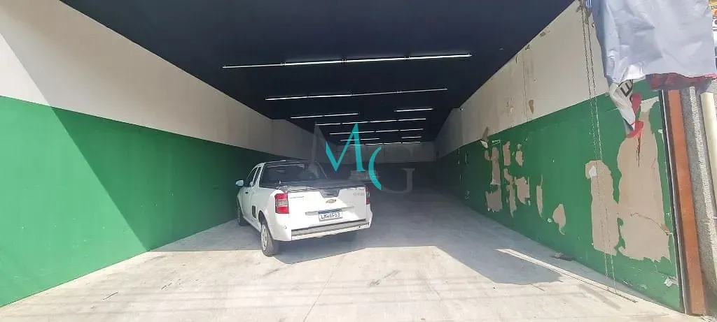 Imagem Galpão à venda ou aluguel, 386 m² por R$ 399.000,00 ou R$ 6.000,00/mês + taxas - Campo Grande - Rio de Janeiro/RJ