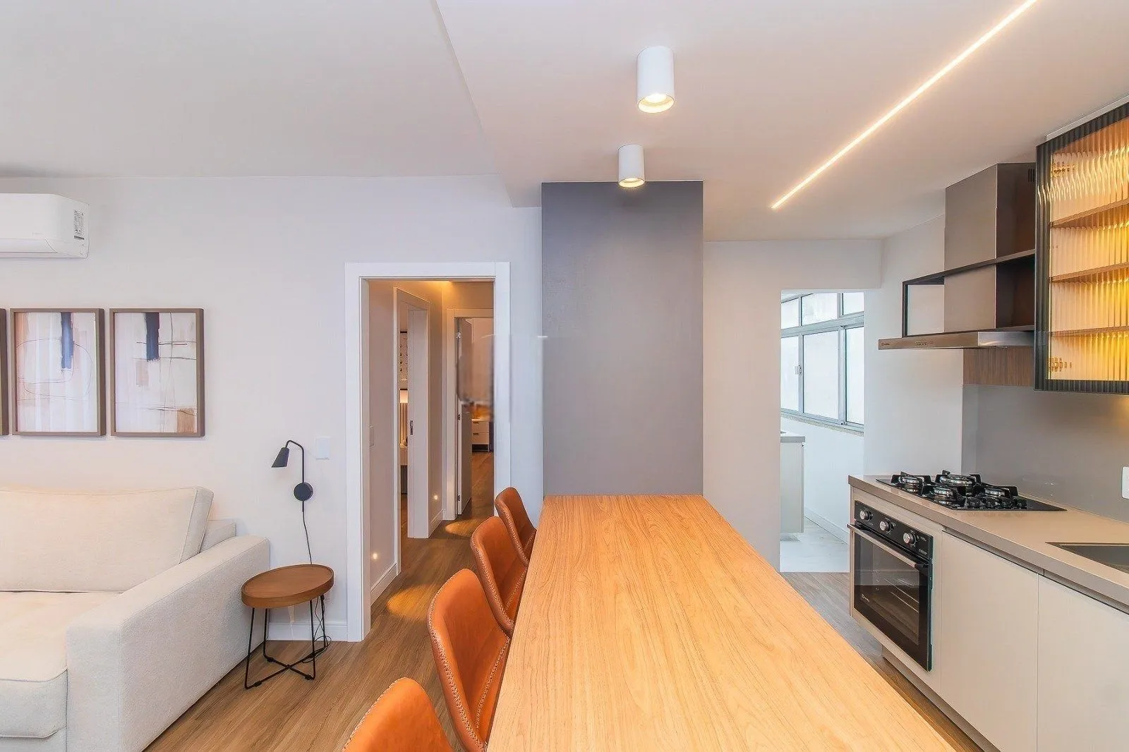 Imagem Apartamento à venda em Porto Alegre - pronto para morar, totalmente reformado.