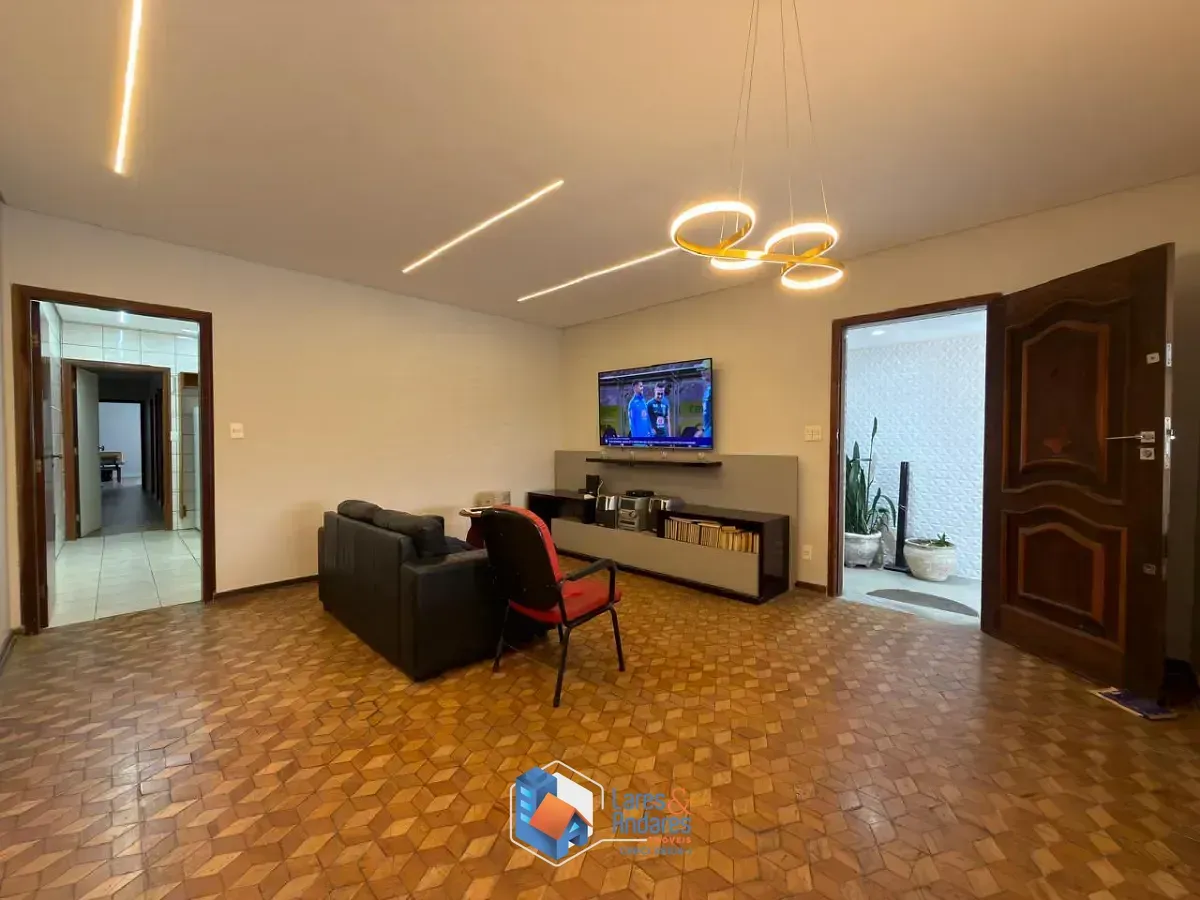 Imagem Casa para venda em Vila Mazzei com 3 quartos, sendo 1 suíte, 177m²