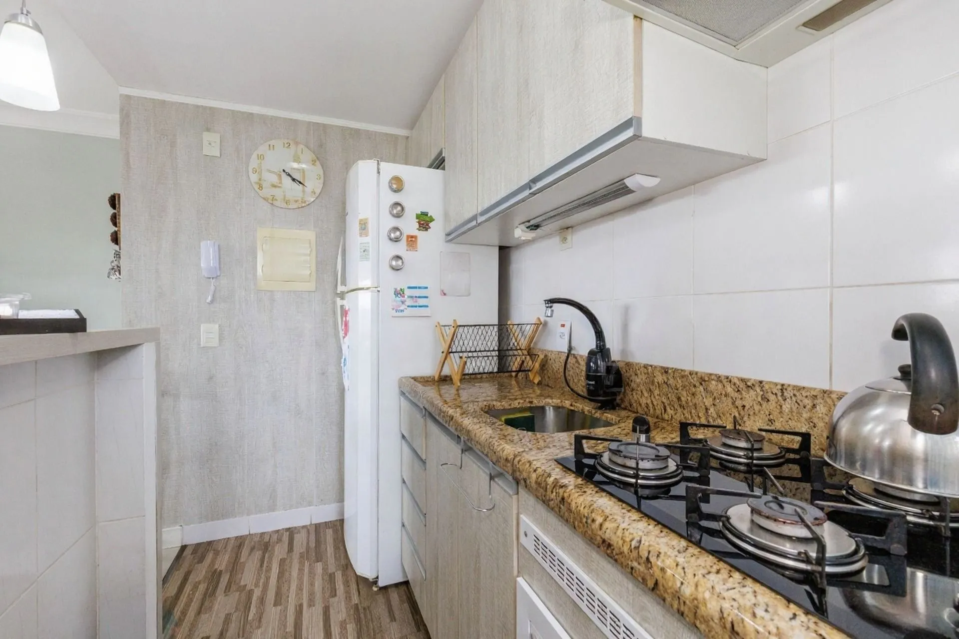 Imagem Vende-se apartamento com 2 quartos (1 suíte), 68m² e 1 vaga - Vila Ipiranga