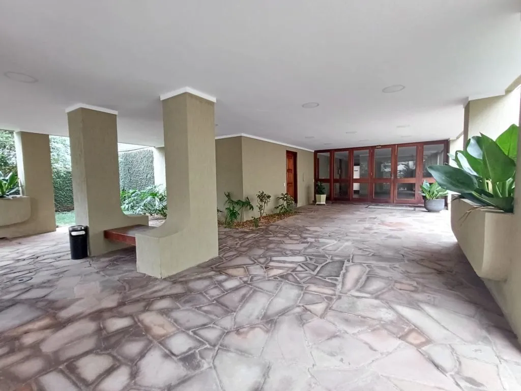 Imagem Apartamento a venda no bairro Menino Deus com 2 dormitórios