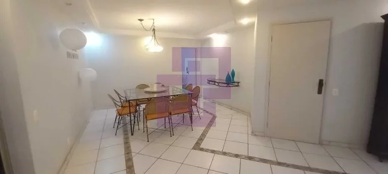 Imagem Amplo apartamento em Pitangueiras!!!