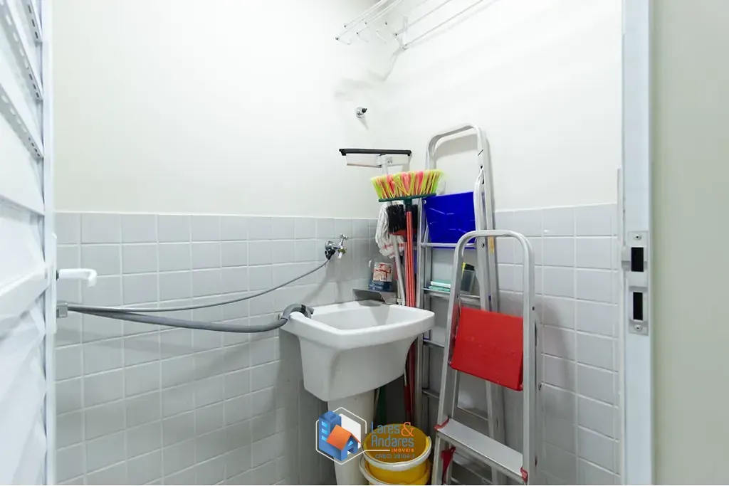 Imagem Casa à venda 3 Quartos 1 Suite 2 Vagas 210M² Campo Belo São Paulo - SP