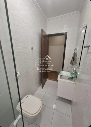 Imagem Casa à venda em Guarujá-SP na Vila Luis Antônio com 3 quartos, 1 suíte, 3 vagas de garagem e 160m² de área.