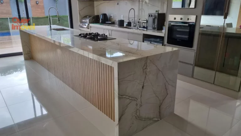 Imagem Residência de alto padrão em condomínio Alphaville, zona sul de Ribeirão Preto-SP, 3 suítes, 305m², 4 vagas - Quer Imóvel.