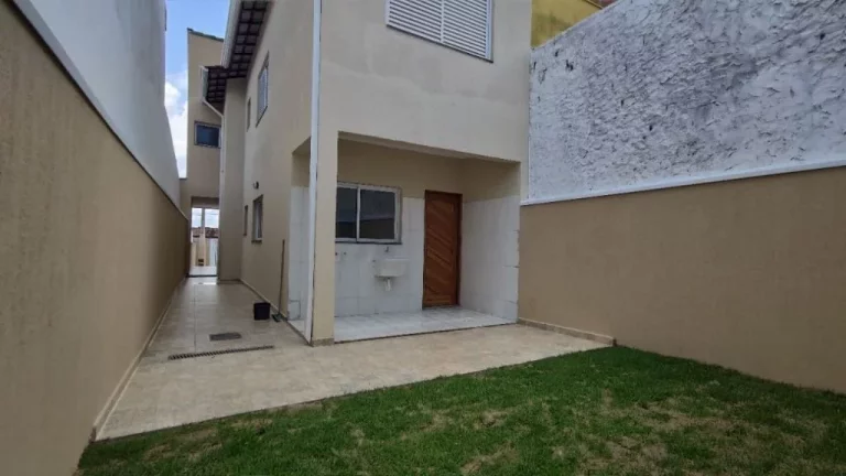 Imagem Sobrado com 3 dormitórios à venda, 124 m² por R$ 585.000,00 - Parque Morumbi - Mogi das Cruzes/SP