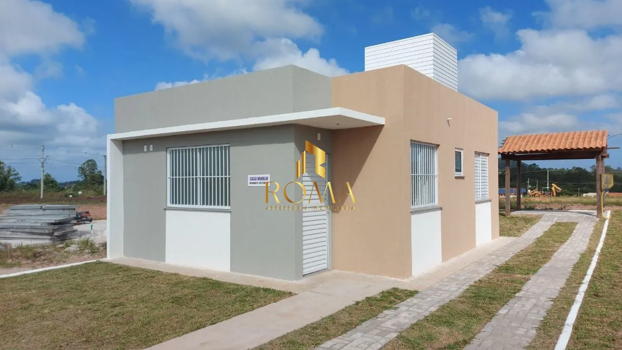 Imagem Casa 2 dormitórios à venda Tomazetti Santa Maria/RS