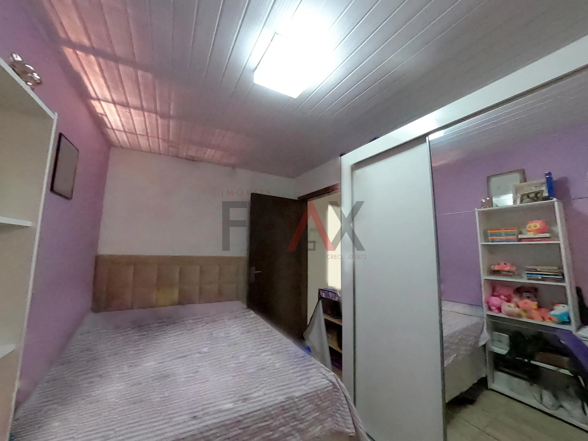 Imagem Casa a venda no Bairro Boqueirão Contendo 01 Cozinha 01Sala de Tv 01 Sala de