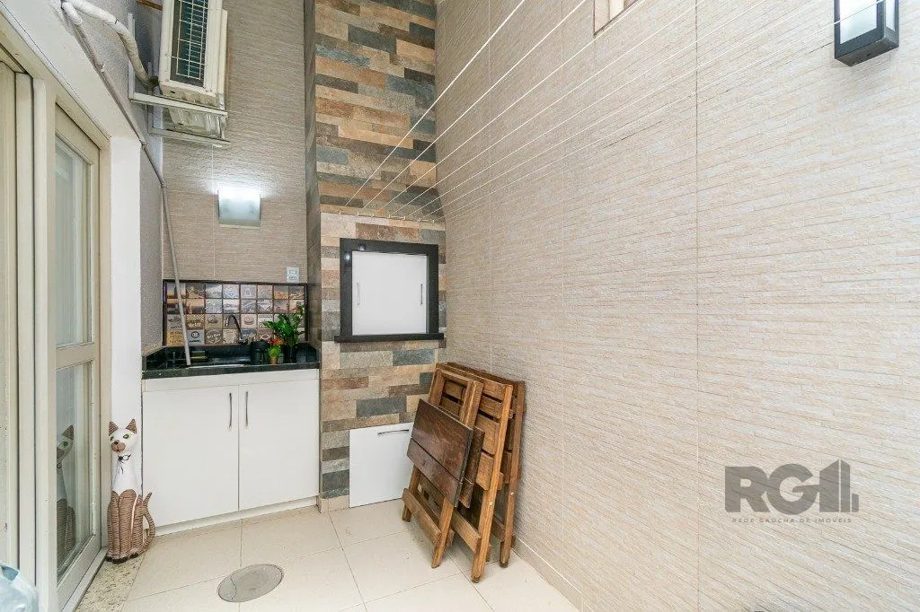 Imagem Casa sobrado no Sarandi de 3 dormitórios e vaga