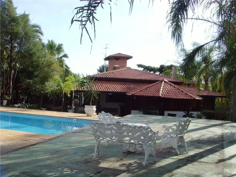 Imagem Casa de luxo no Condomínio Colina dos Coqueiros em Valinhos-SP: 5 quartos, 5 suítes, 4 salas, 5 banheiros, 6 vagas, 750m².