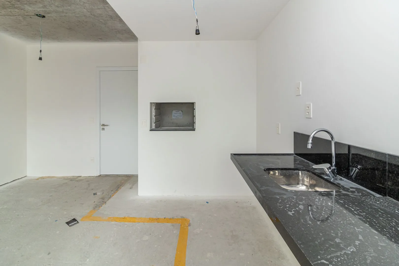Imagem Apartamento no Go Cidade Baixa de 2 dormitórios vaga e infra DESOCUPADO