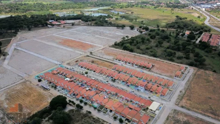 Imagem Terreno a Venda no bairro Planalto Horizonte - Horizonte, CE