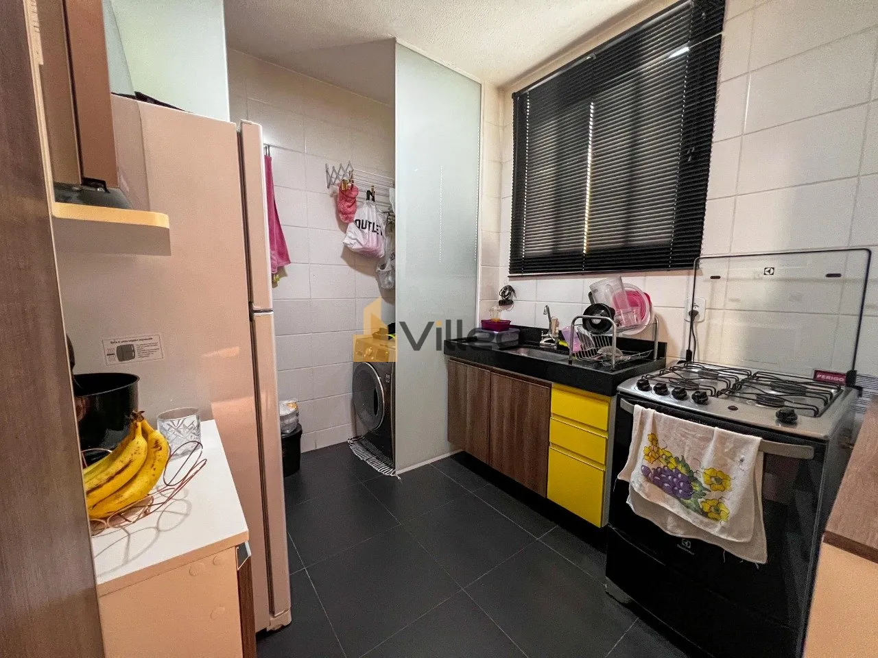 Imagem Encante-se com este aconchegante apartamento de 2 dormitórios, sendo o de casal com armários plane...