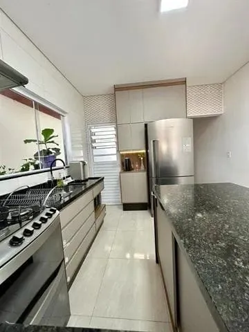 Imagem Casa à venda 2 Quartos, 1 Suite, 2 Vagas, 200M², Parque das Palmeiras, Pindamonhangaba - SP