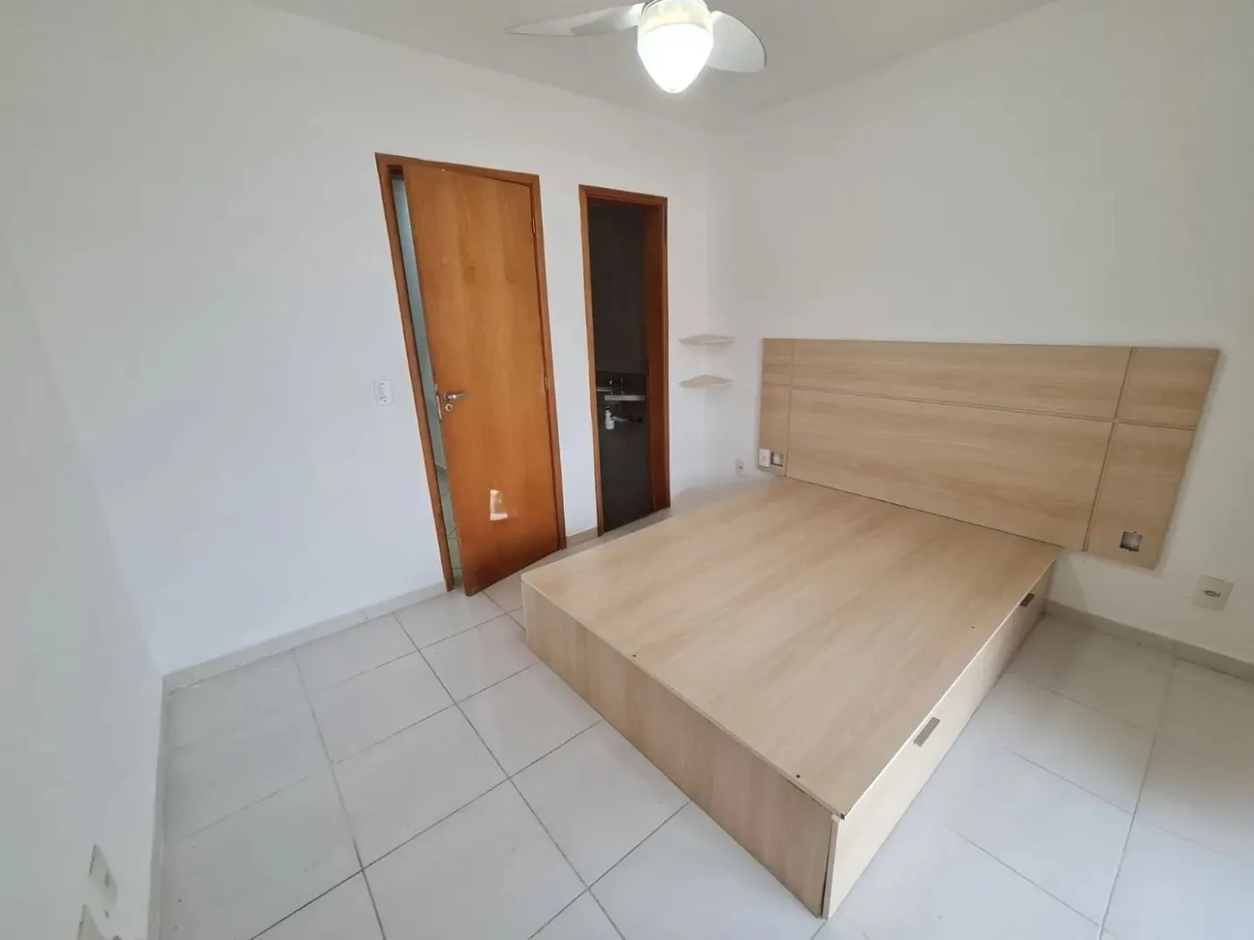 Imagem Casa em Condomínio para Venda em Rio de Janeiro, Taquara, 4 dormitórios, 2 suítes, 3 banheiros, 2 vagas