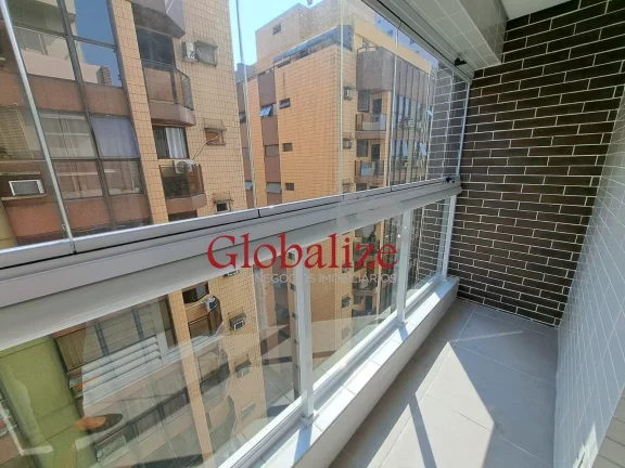 Imagem Apartamento à venda com 82m², 2 suítes, varanda, lazer completo por R$979.000,00 na Pont da Praia em Santos