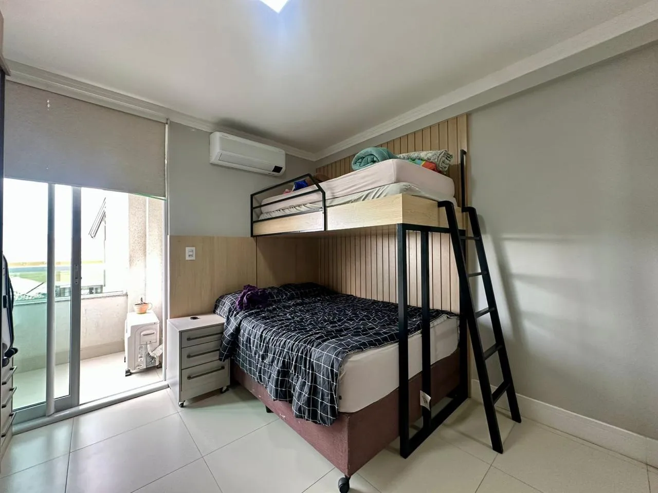Imagem Apartamento à venda com 180m2 por R$ 2.000.000,00
