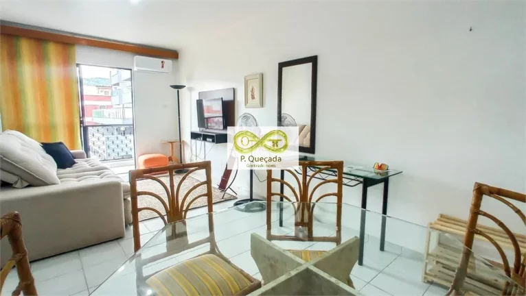 Imagem Apartamento mobiliado com 03 quartos no Guarujá!